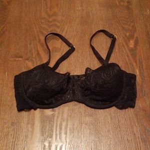 NWT Victoria's Secret Black Lace Bra 36B